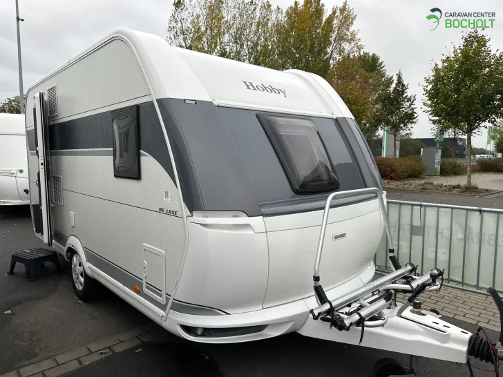 Fahrzeugbild Hobby De Luxe 400 SFe 1500 kg / Mover / Fahrradträger #1