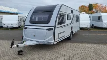 Heckgarage Knaus Südwind 540 UE Black Selection Heckfenster