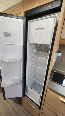 Fahrzeugbild Knaus Südwind 540 UE Black Selection Heckfenster #19