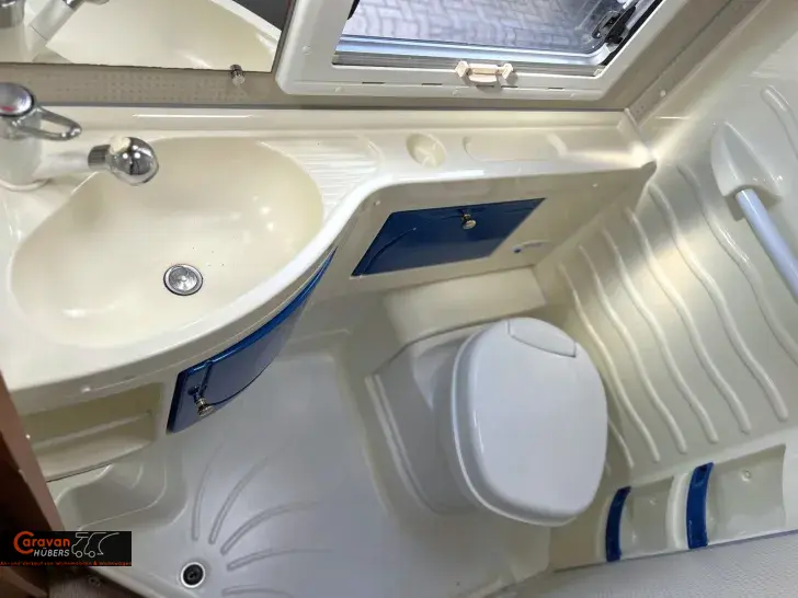 Fahrzeugbild Rapido Sonstige 707 F #8