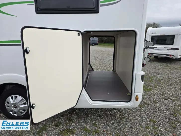 Fahrzeugbild Forster T FT699EB Travel Line Paket/Markise/Fahrradträger/Radio/RFK #27