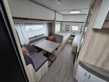 Fahrzeugbild Hobby De Luxe 460 SL 1500kg/Bettverbreiterung/Tempo100/Einzelbetten #5