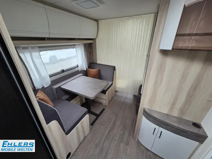 Fahrzeugbild Hobby De Luxe 460 SL 1500kg/Bettverbreiterung/Tempo100/Einzelbetten #6