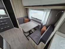 Fahrzeugbild Hobby De Luxe 460 SL 1500kg/Bettverbreiterung/Tempo100/Einzelbetten #8