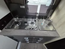 Fahrzeugbild Hobby De Luxe 460 SL 1500kg/Bettverbreiterung/Tempo100/Einzelbetten #11
