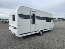 Fahrzeugbild Hobby De Luxe 460 SL 1500kg/Bettverbreiterung/Tempo100/Einzelbetten #20