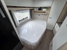 Fahrzeugbild Hobby De Luxe 495 WFB 1800KG/Tempo100/160l Kühlschrank/Antischlingerkupplung #14
