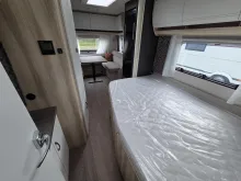 Fahrzeugbild Hobby De Luxe 495 WFB 1800KG/Tempo100/160l Kühlschrank/Antischlingerkupplung #19
