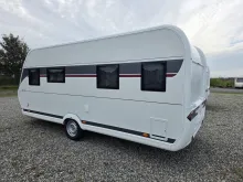 Fahrzeugbild Hobby De Luxe 495 WFB 1800KG/Tempo100/160l Kühlschrank/Antischlingerkupplung #21