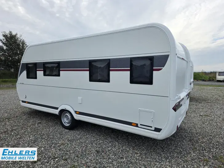 Fahrzeugbild Hobby De Luxe 495 WFB 1800KG/Tempo100/160l Kühlschrank/Antischlingerkupplung #21