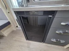 Fahrzeugbild Hobby De Luxe 460 LU 1500kg/Tempo100/Antischlingerkupplung/ #12