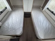 Fahrzeugbild Hobby De Luxe 460 LU 1500kg/Tempo100/Antischlingerkupplung/ #14