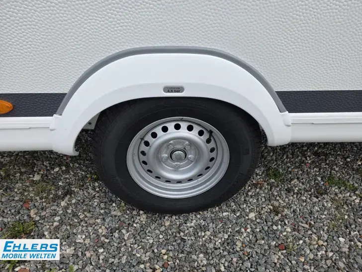 Fahrzeugbild Hobby De Luxe 460 LU 1500kg/Tempo100/Antischlingerkupplung/ #23