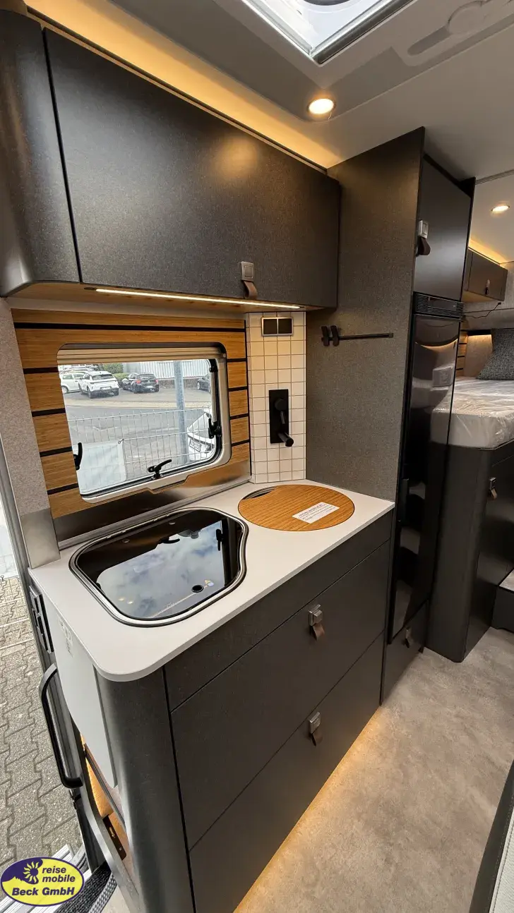 Fahrzeugbild Hymer ML-T 570 Cross Over Black November #15
