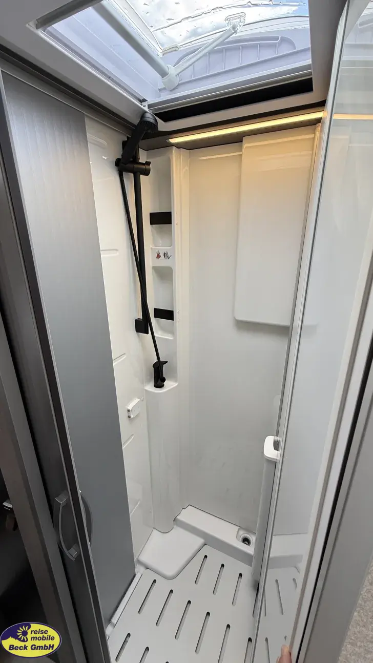 Fahrzeugbild Hymer ML-T 570 Cross Over Black November #20