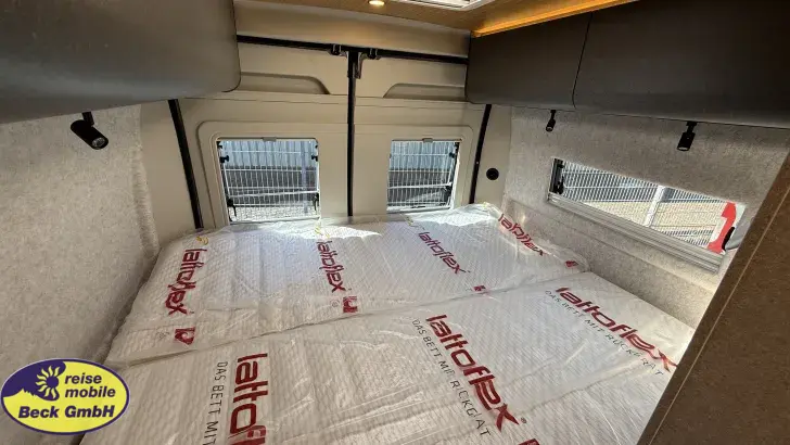 Fahrzeugbild Hymer Camper Van Redwood 601 Black November Deals #18