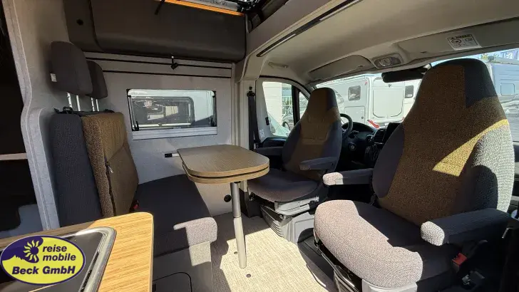 Fahrzeugbild Hymer Camper Van Redwood 601 Black November Deals #13