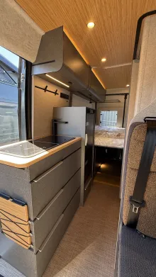 Fahrzeugbild Hymer Camper Van Redwood 600 Black November Deals #16