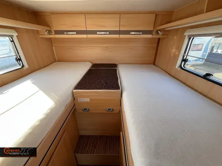 Fahrzeugbild Sunlight T 67 #4