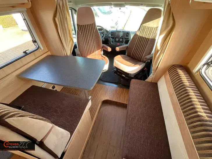 Fahrzeugbild Sunlight T 67 #12