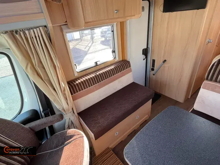 Fahrzeugbild Sunlight T 67 #26