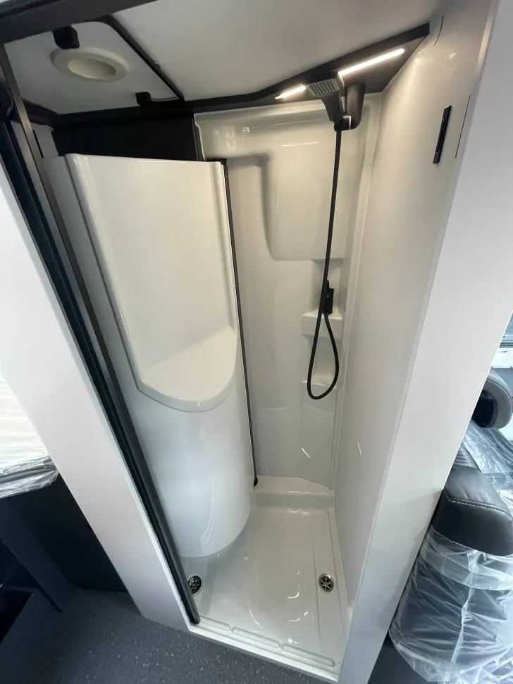 Fahrzeugbild Adria TWIN Edition 640 SLB MJ2027 #37