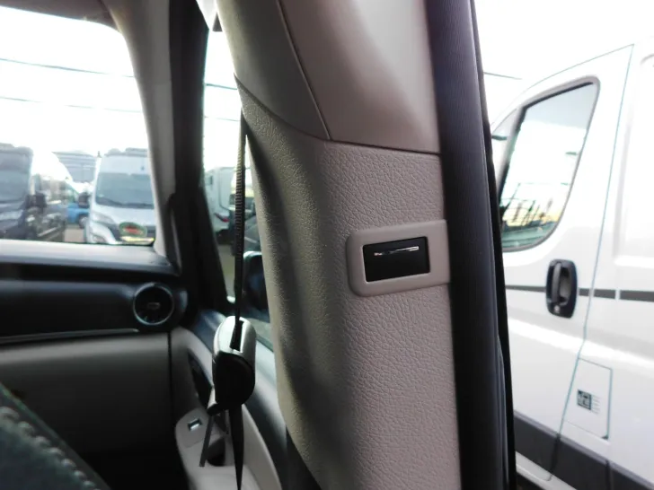 Fahrzeugbild Mercedes-Benz Marco Polo V 300 d 4MATIC nahezu Vollausstattung #45