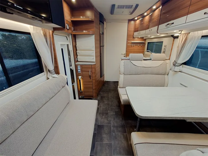 Fahrzeugbild Dethleffs Globetrotter XXL A 9000-2 #7