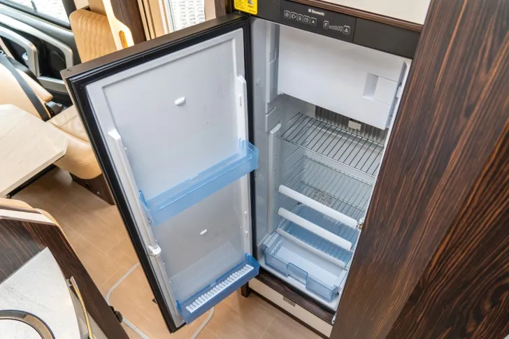 Fahrzeugbild Bürstner Elegance i 728 G *Hubstützen*2xKlima*2xSolar*SAT #17