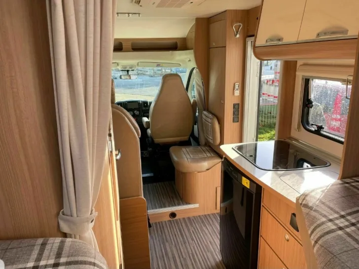 Fahrzeugbild Adria Sun Living LIDO S 42 SL Sondermodel " Free Living" von #2