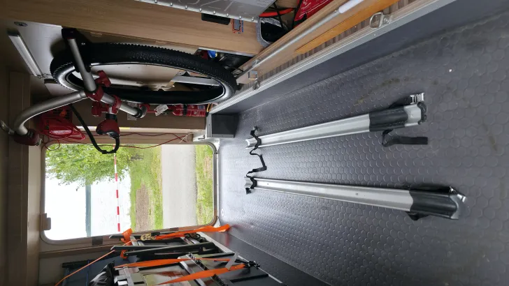 Fahrzeugbild Adria Sun Living LIDO S 42 SL Sondermodel " Free Living" von #8