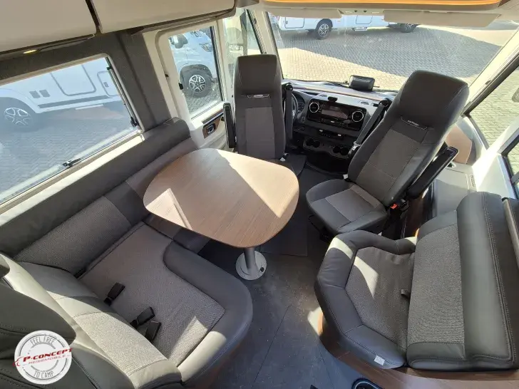 Fahrzeugbild Carthago chic c-line I 4.9 LE L MB black-edition 2027 #6