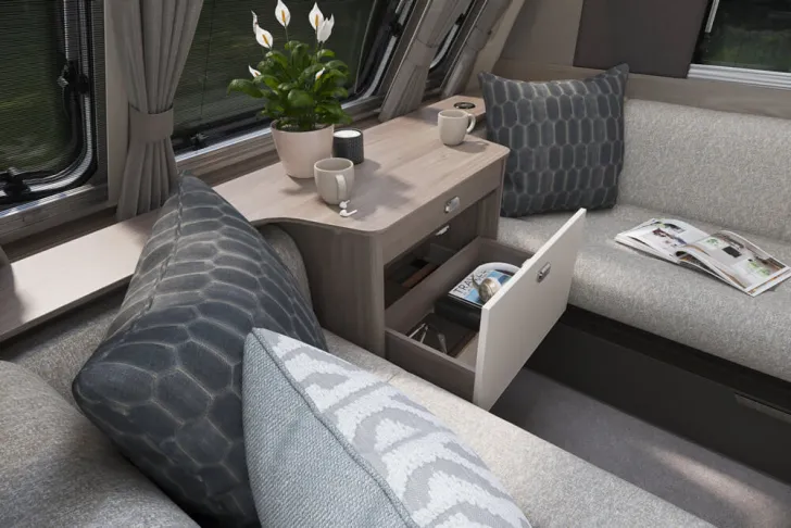 Fahrzeugbild SWIFT CONQUEROR 565 Einzelbetten #6