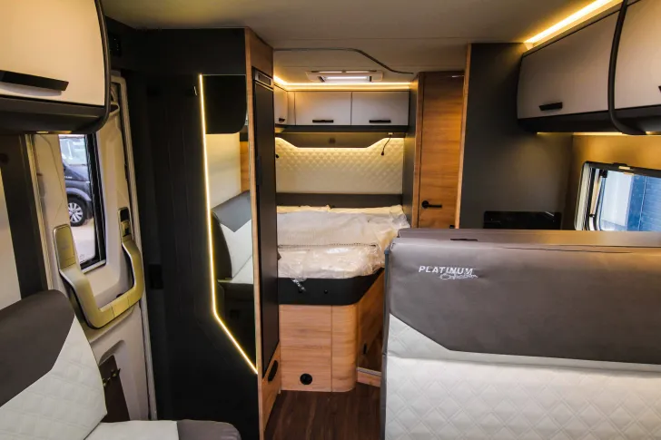 Fahrzeugbild Knaus L!VE TI 650 MF Platinum Selection Automatik | Rahmenfenster #8