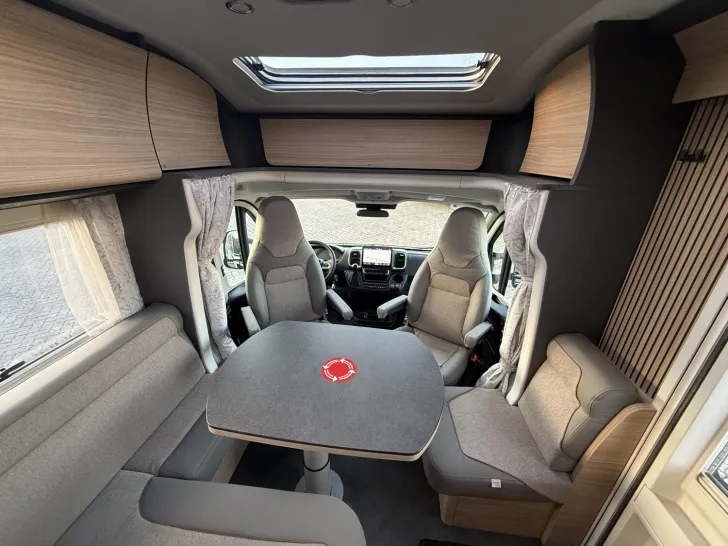 Fahrzeugbild Malibu T 430 KB LE lightweight Fiat #7