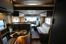 Fahrzeugbild Knaus L!VE WAVE 650 MF Platinum Selection Automatik | Rahmenfenster #7