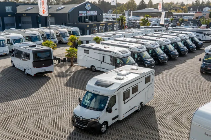 Fahrzeugbild Etrusco T 6.9 SR *Einzelbetten*Hubbett*Navi*RFK*Solar* #1