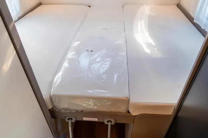Fahrzeugbild Etrusco T 6.9 SR *Einzelbetten*Hubbett*Navi*RFK*Solar* #14