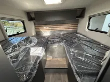 Fahrzeugbild Crosscamp EXPDN 7.0 E Peugeot #11