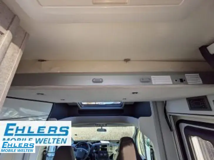 Fahrzeugbild Forster T FT599HB Doppel-Din Radio/Markise/Fahrradträger/Travel-Line-Paket/Aufbaubatterie #12