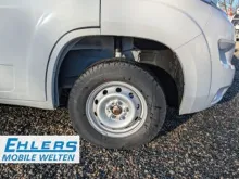 Fahrzeugbild Forster T FT599HB Doppel-Din Radio/Markise/Fahrradträger/Travel-Line-Paket/Aufbaubatterie #18