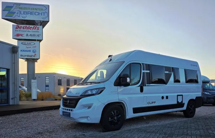 Fahrzeugbild Sunlight Camper Van Cliff 600 1.Hand/SAT/AHK/Kamera #1