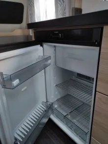Fahrzeugbild Weinsberg CaraOne EDITION HOT 390 QD #8
