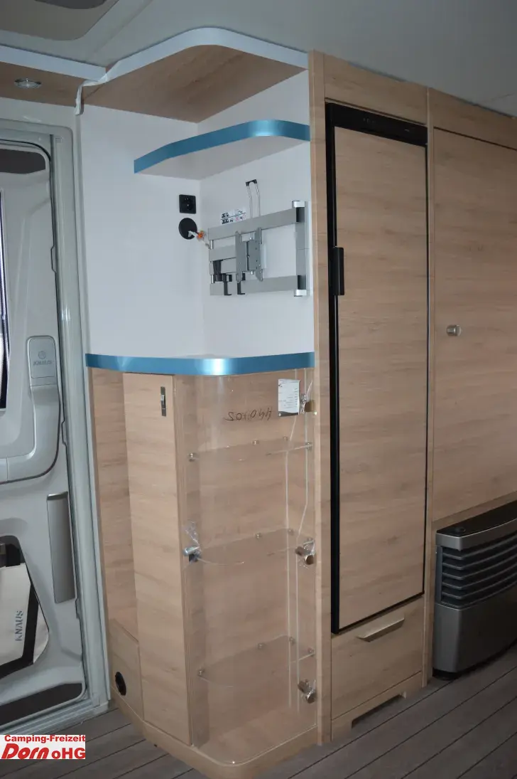 Fahrzeugbild Knaus Südwind 580 UF Black Selection Elektrische Fußbodenerwärmung #13