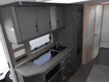 Fahrzeugbild Hobby De Luxe 545 KMF 3 stöckig Backofen Autark uvm #11