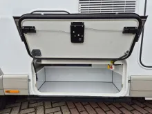 Fahrzeugbild Carthago chic c-line I 4.9 LE L Mercedes-TV-TecTower #10