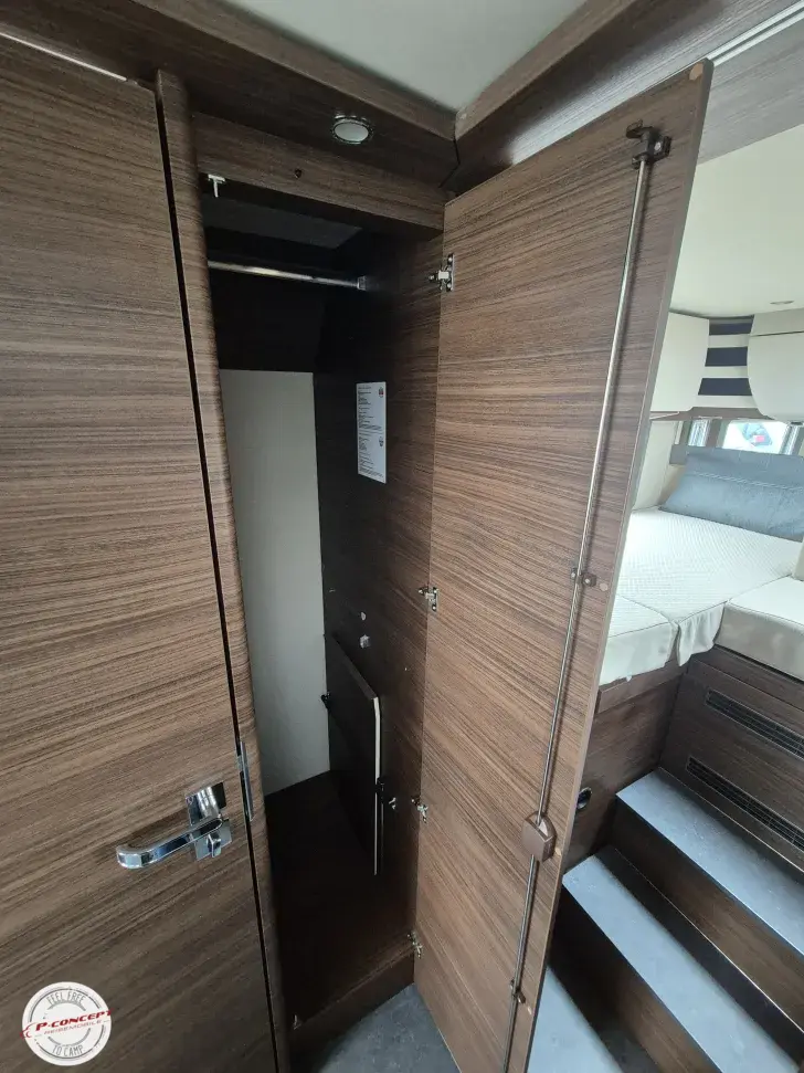 Fahrzeugbild Carthago chic c-line I 4.9 LE L Mercedes-TV-TecTower #29