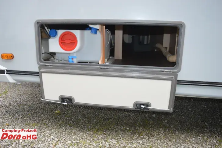 Fahrzeugbild Knaus Südwind 580 QS Black Selection Kühlschrank 177 Liter #5