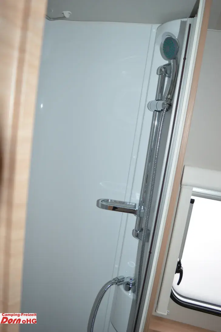 Fahrzeugbild Knaus Südwind 580 QS Black Selection Kühlschrank 177 Liter #22