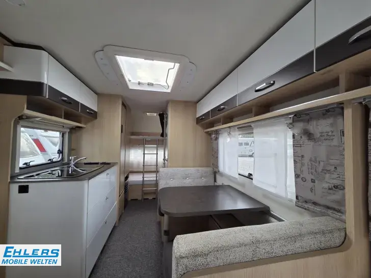 Fahrzeugbild Hymer Eriba Eriba Living 525 Stockbetten/Mover/Markise/TV/1700kg #5